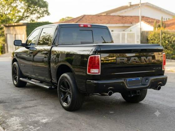 RAM 1500 5.7 V8 GASOLINA LIMITED CD 4X4 AUTOMÁTICO RAM 1500 5.7 V8 GASOLINA LIMITED CD 4X4 AUTOMÁTICO